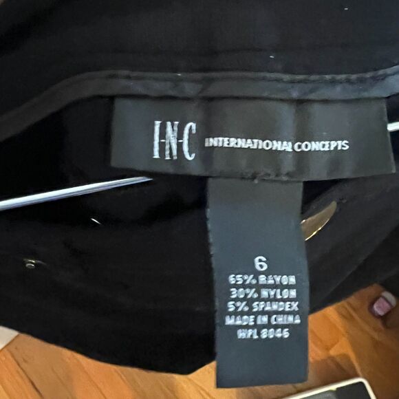 INC International Concepts Size 6 Black Stretchy Skinny Pants - Picture 4 of 8